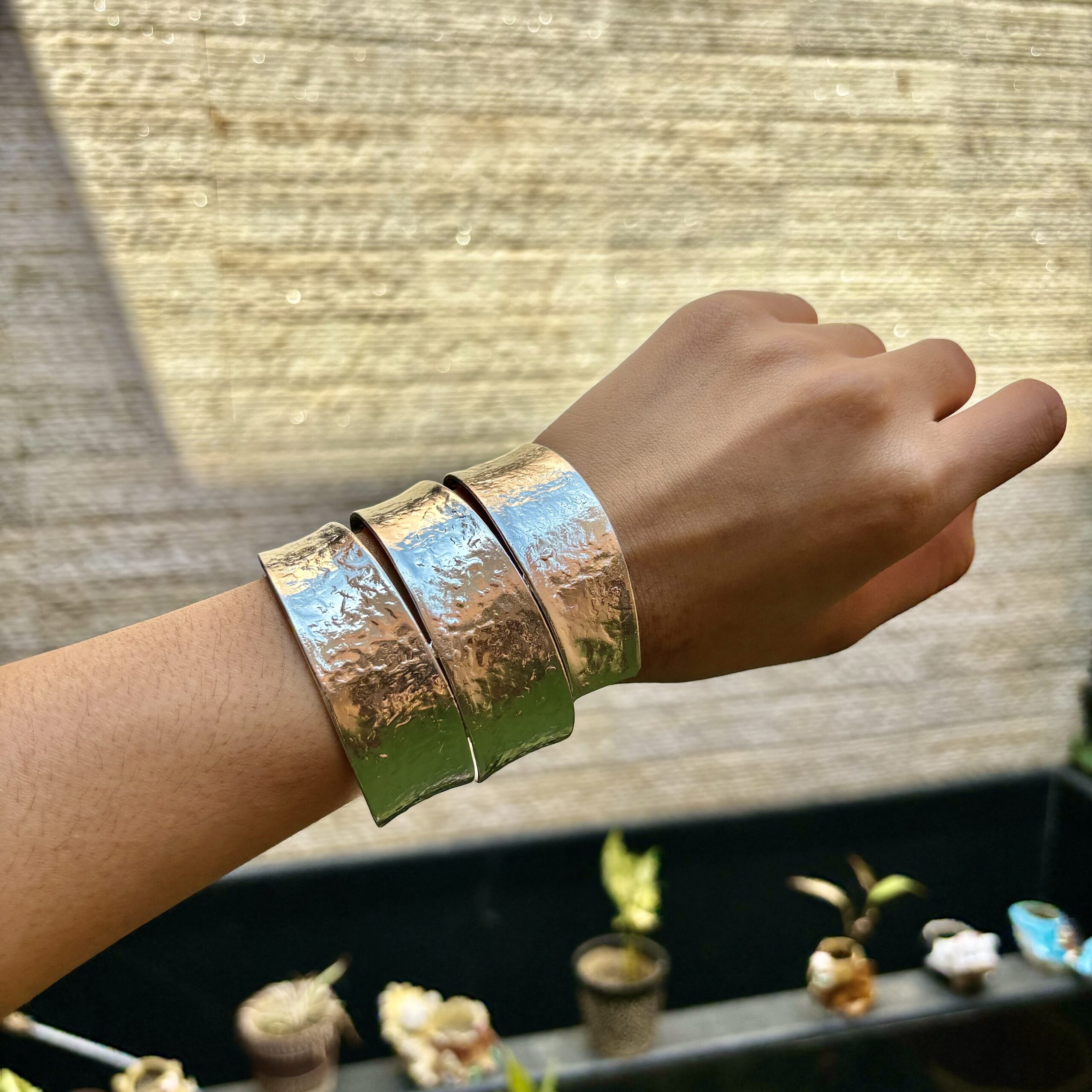 Amayra Hand Cuffs - Silver