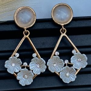 Florence White Geometric Flower Drops-5
