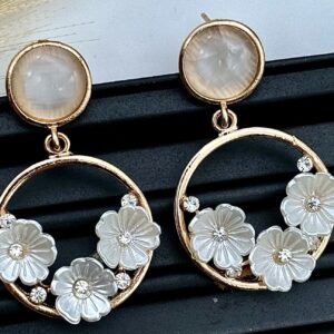 Florence White Geometric Flower Drops-3