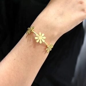 Golden Daisy Brass Cuff